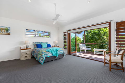Hidden Escape On Casuarina Beech - Travel Search 3