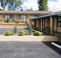Hideaway Motor Inn - Cruises Travel