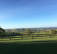 Hillview Cottages - Tourism Guide