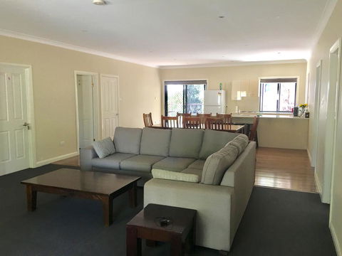 Hillview Farmstay - Cruises Travel 1