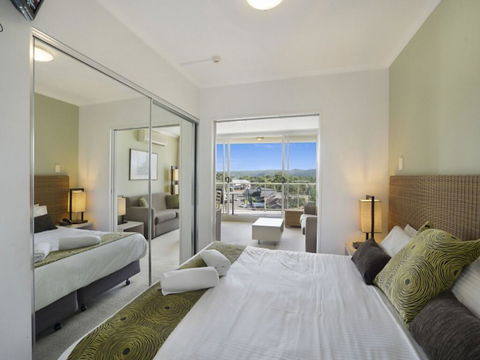 Hinterland Luxury - 1 Bedroom Hinterland View Apt - Cruises Travel 0