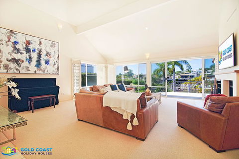 Holiday Home Coveside @ Sanctuary Cove - Travel Search 2
