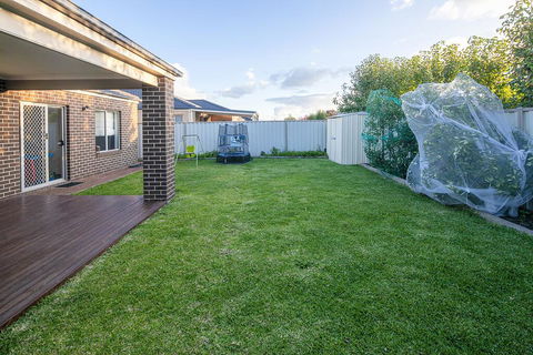 Homely Getaways In Central Pakenham - Pet Friendly - Travel Search 3