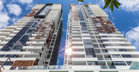 Hostrelax Residences On Merivale Street - Tourism Guide 0