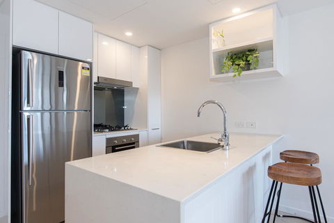 Hostrelax Residences On Merivale Street - Tourism Guide 2