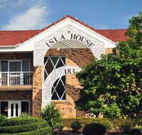 Isla House Greenslopes - Tourism Guide