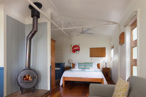 Jacaranda Cottages - Tourism Guide 3