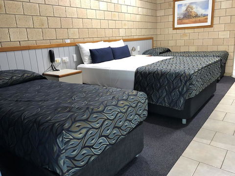 Jacaranda Country Motel - Tourism Guide 1