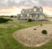 Jackaleah Farm Stay - Travel Agents