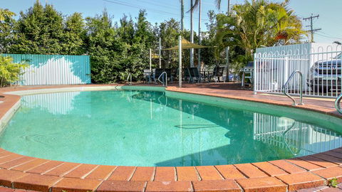 Jade Waters Hervey Bay - Travel Search 0
