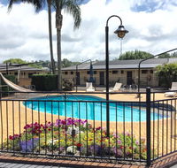 James Street Motor Inn - Cruises Travel