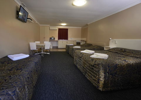 Jefferys Motel - Cruises Travel 2