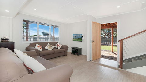 Jock's Place @ Lennox - Cruises Travel 2