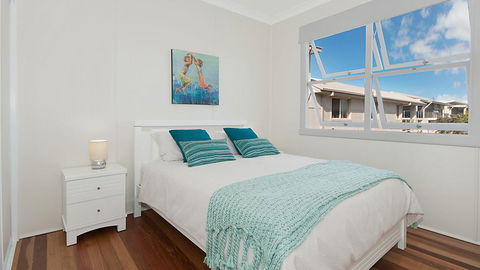 Jock's Place @ Lennox - Cruises Travel 1