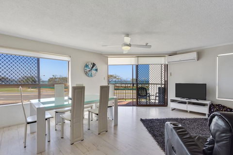 Kalua Holiday Apartments - Tourism Guide 2
