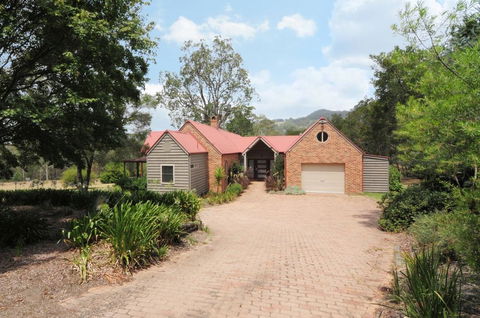 Kangaroo Valley House - Contemporary Luxury! - Cruises Travel 1