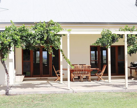 Kanimbla Homestead - Tourism Guide 3