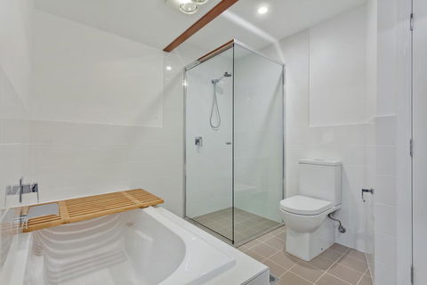 Kestrels Rest 1/116 Gippsland Street - Tourism Guide 1