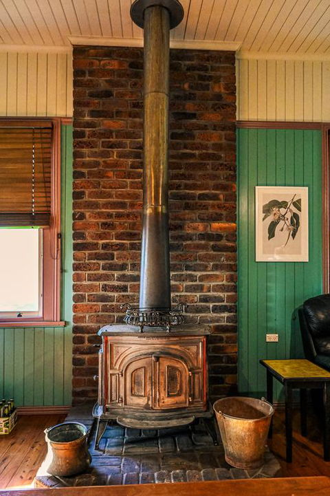 Kiambram Country Cottages - Travel Agents 3