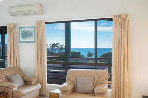 Kianga Parade Beach House - Cruises Travel 2
