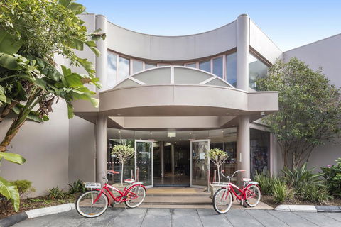 Kimberley Gardens Hotel, Serviced Apartments And Serviced Villas - Tourism Guide 0