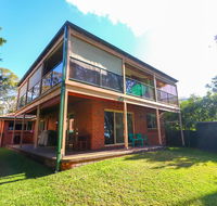 Kingfisher LakeHouse - Travel Agents
