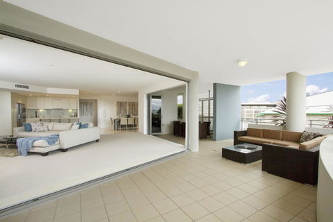 KINGSCLIFF OCEAN VIEW TERRACE BY THE FIGTREE 5 - Tourism Guide 2
