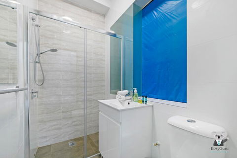 KOZYGURU Kings Cross SKY GARDEN Studio CBD - Tourism Guide 0