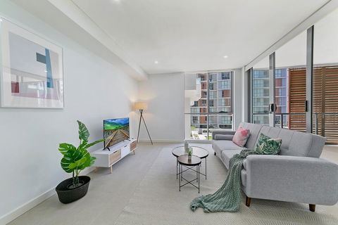 KOZYGURU MASCOT WALK TO STATION MODERN DESIGNER 2 BED APT FREE PARKING NMA260-312 - Tourism Guide 0