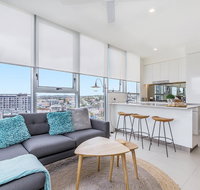 KOZYGURU NEWSTEAD DESIGNER 2 BED APT FREE PARKING POOL  GYM QNE088 - Tourism Guide