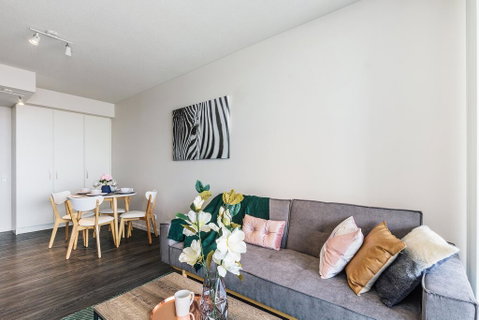 KOZYGURU SOUTH BRISBANE FUNKY 1 BED APT FREE PARKING QSB027-1810 - Tourism Guide 1