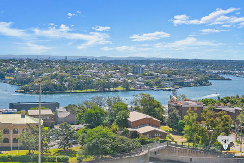 KOZYGURU THE ROCKS HARBOUR BRIDGE VIEW 1 BED APT SWIMMING POOL NTR098 - Travel Search 2