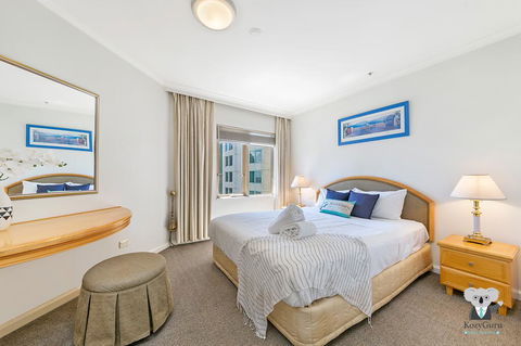 KOZYGURU THE ROCKS HARBOUR BRIDGE VIEW 1 BED APT SWIMMING POOL NTR098 - Travel Search 1
