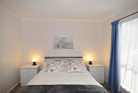 KYEEMA - FREE WIFI & NETFLIX - PET FRIENDLY (OUTSIDE ONLY) - Travel Search 1