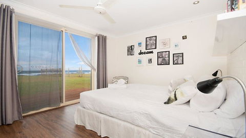 La Plage - Lennox Head - Cruises Travel 2