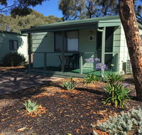Lake Albert Caravan Park - Cruises Travel