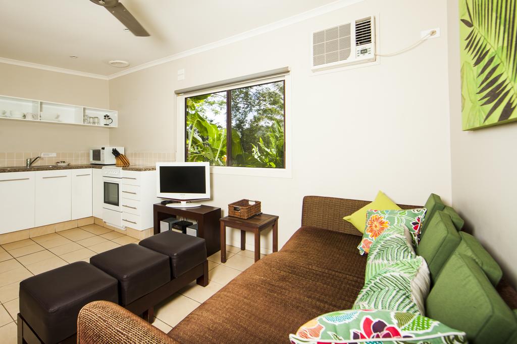 Caravonica QLD Tourism Guide