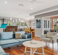 LAKEFRONT and SUNSET HAVEN - Travel Agents