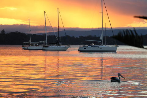 Lakes Edge Cottage - Travel Search 0