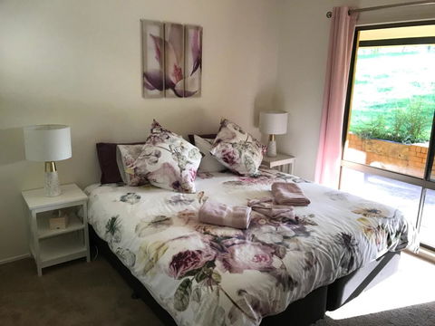 Laurel View Bed And Breakfast Retreat - Travel Search 1