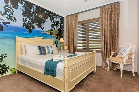 Lavender Manor BnB - Travel Search 2