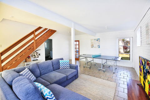 Lazy Days Beach House, Jervis Bay - Pet Friendly, 4 Mins Walk To Beach - Travel Search 3
