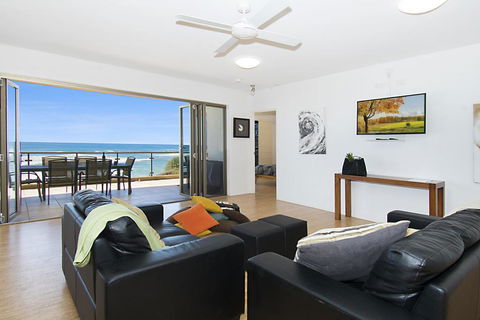 Lennox On The Beach Unit 2 - Lennox Head - Cruises Travel 2