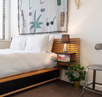 Light Filled Contemporary Urban Oasis Apt  Parking - Tourism Guide