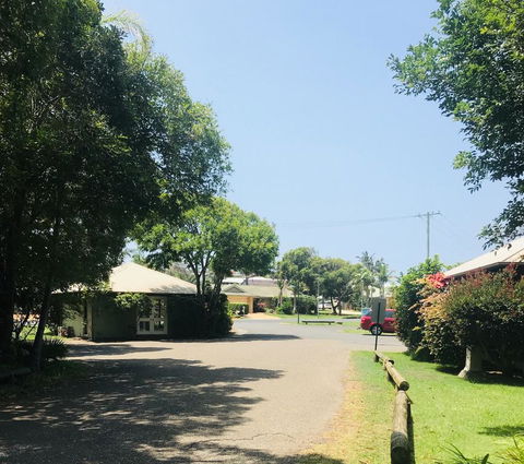 Lighthouse Beach Holiday Village - Travel Agents 2