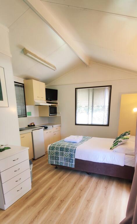 Lilyponds Holiday Park - Travel Search 3