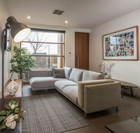 LUXE - Park views Wine Wifi Netflix Garage PETS ok - Tourism Guide