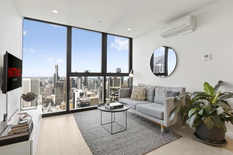 Luxuria Apartments - EQ Tower - Tourism Guide 0