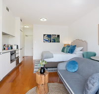 Luxurious light-filled studio in winning location
