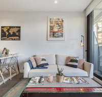 LUXURIOUS RIVERSIDE RESORT STYLE APARTMENTPOOLSPAGYMROOFTOP WITH CITY VIEWS - Tourism Guide